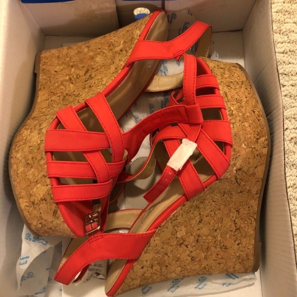 New! - Size 8 Women’s Coral Espadrilles Heels